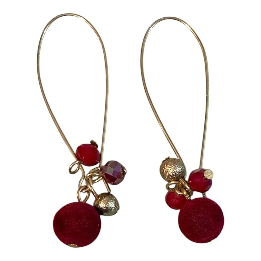 Vintage Red Velvet Gold Tone Cluster Kidney Wire Dangle Earrings New Old Stock